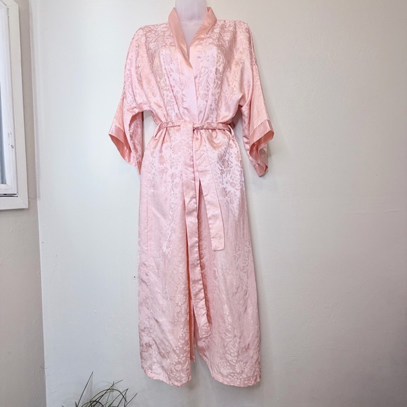Chandio NY | VTG Blush Pink Jacquard Floral Belted Lingerie Maxi Satin Robe - Picture 2 of 16